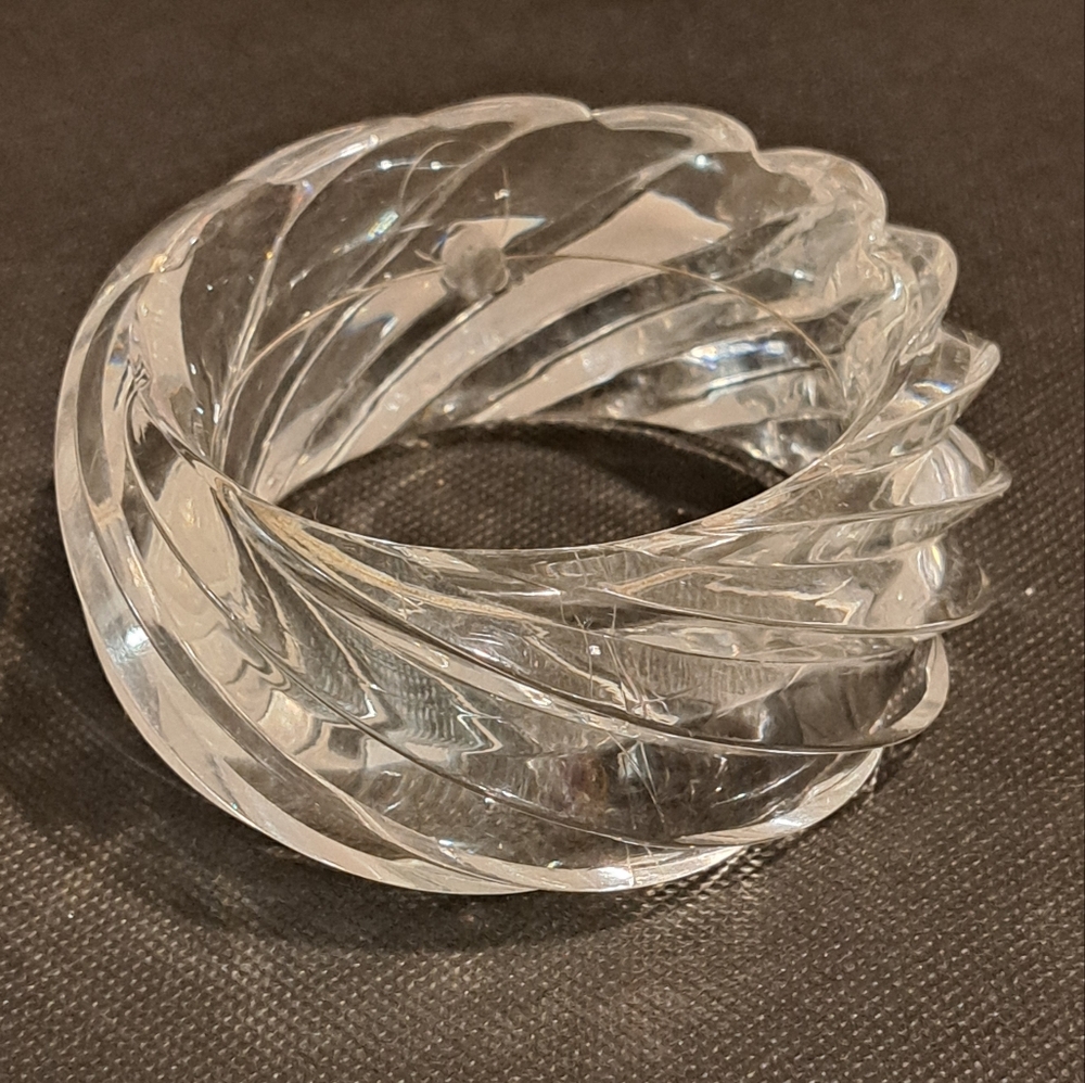 Vintage Large Molded Spiral Clear Lucite Modern Bangle Bracelet